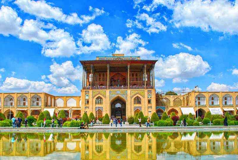 Ali Qapu Palace, Isfahan Travel Attraction