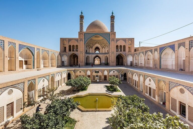 Agha Bozorg Mosque, Kashan Travel Attraction