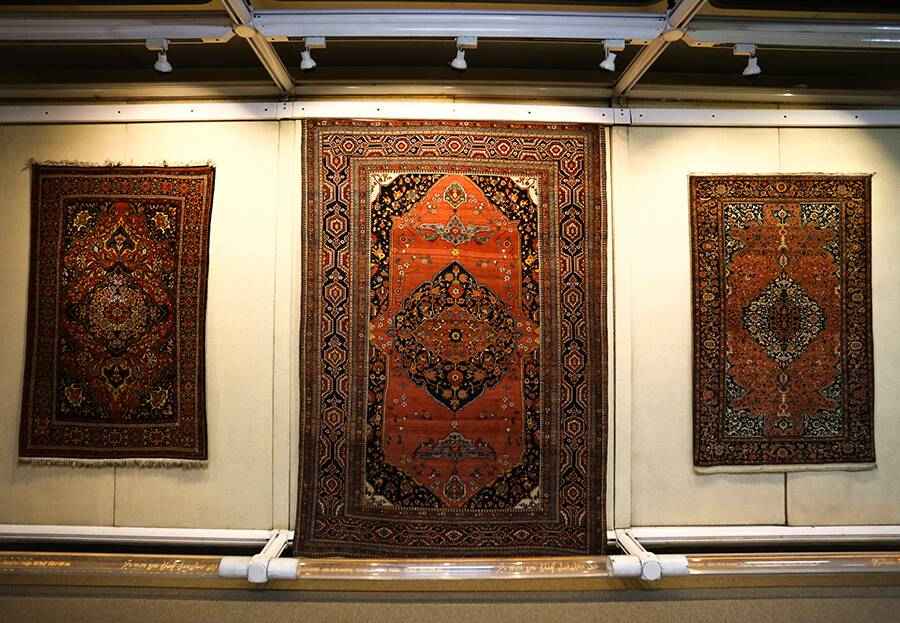 Carpet Museum, Iran Classic Tour Attraction