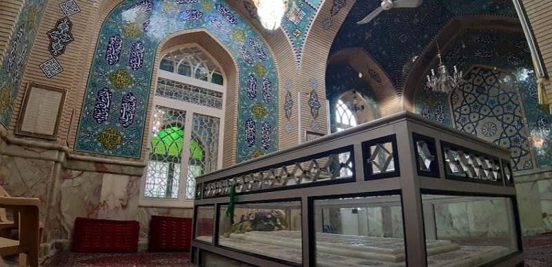 Kashani Mohtasham Tomb, Kashan Travel Attraction