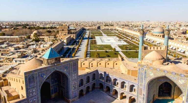 Naqsh-e Jahan Square, Isfahan travel attraction