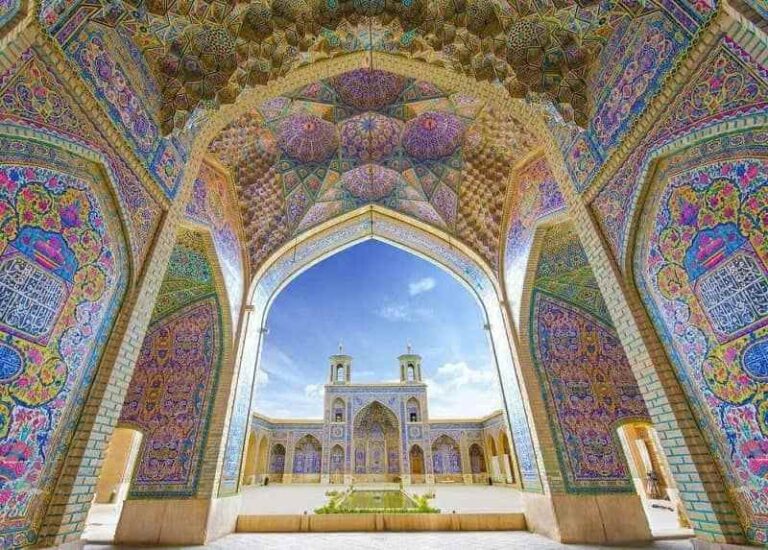 Nasir al-Molk Mosque Yard, Shiraz Travel Attraction