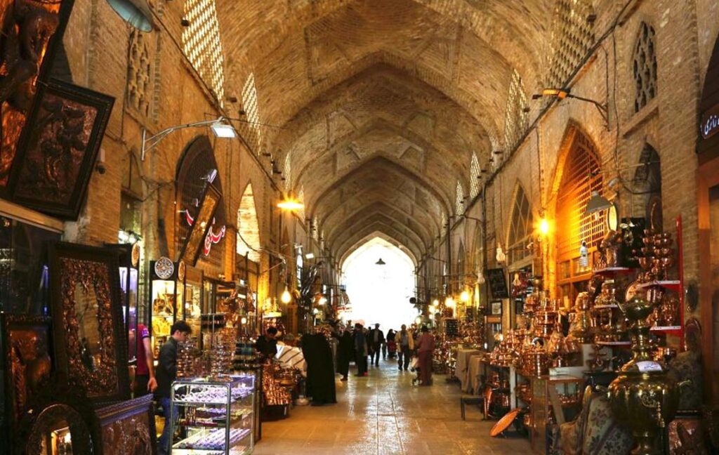 Qeyssariyeh Bazaar, Isfahan Travel Attraction