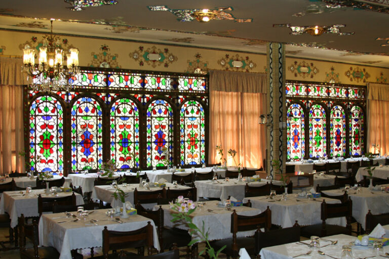 Shahrzad Restaurant Architecture, Isfahan travel attraction