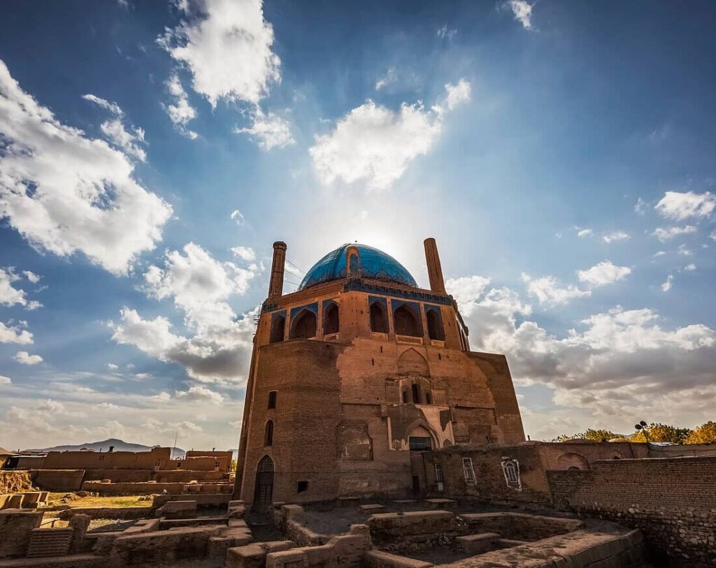 Dome of Soltaniyeh, Zanjan travel attraction, Persian king tomb