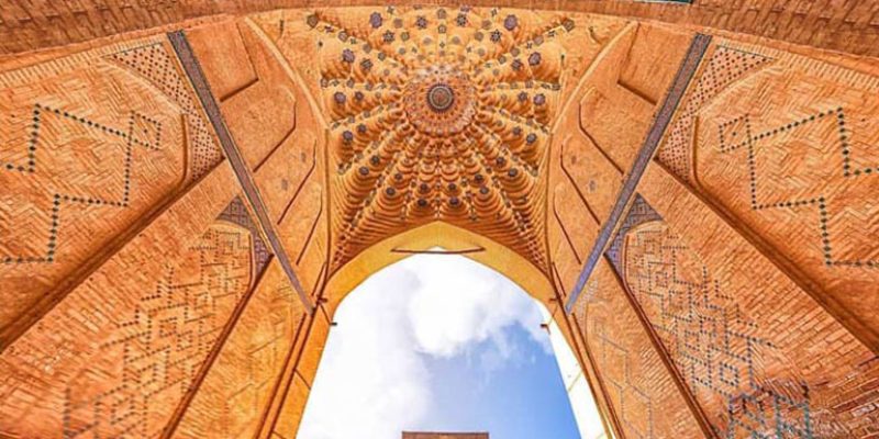 Atiqe Mosque Arch, Shiraz travel attraction