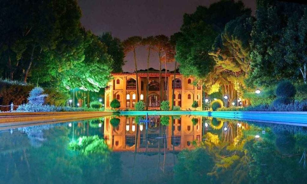 Hasht Behesht Palace, Isfahan travel attraction, Persian garden