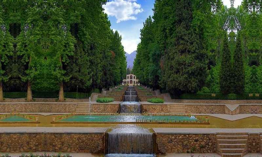 Shazadeh Mahan Garden, Kerman travel attraction
