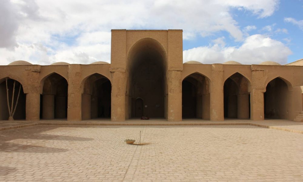 Tarikhaneh Mosque, Semnan travel attraction