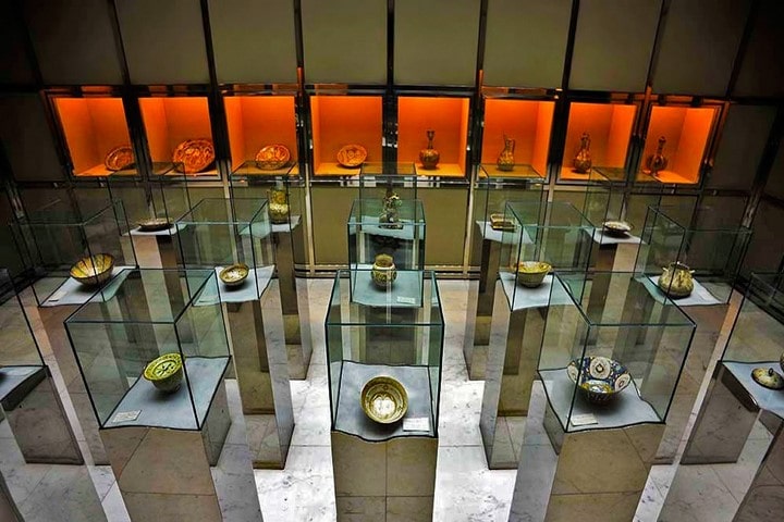 the Abgineh Museum